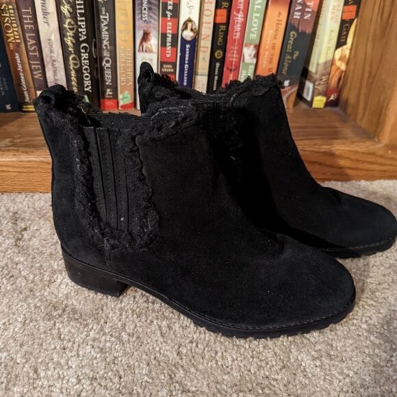 MISS Albright anthropologie pull on black suede ankle booties nwot sz 40 - Picture 1 of 8